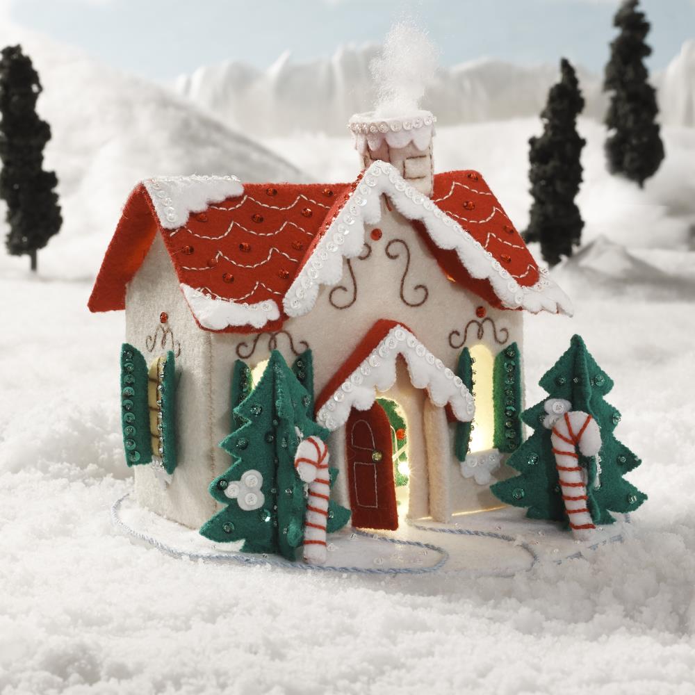 3D Christmas Village House W/ Lights Felt Kit